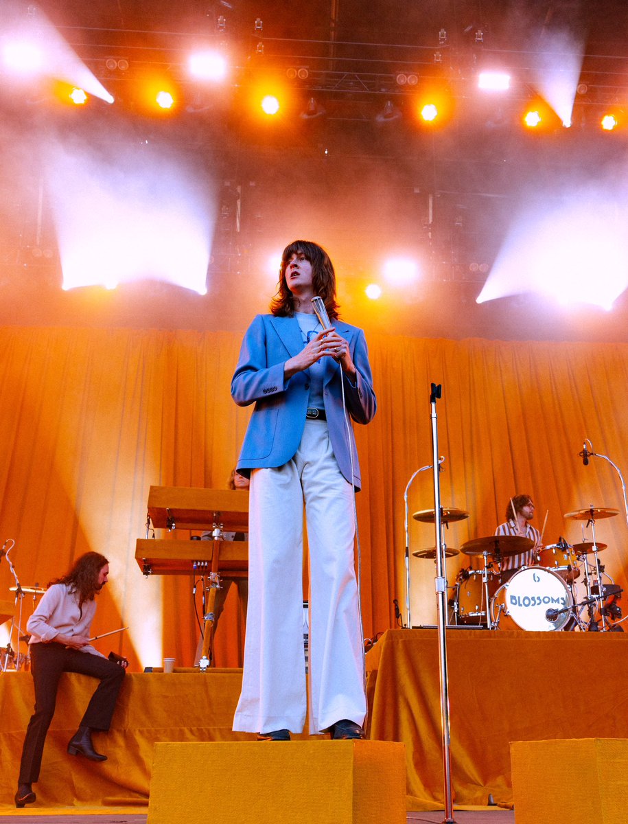 Stage 🟧 

Who’s excited for Wythenshawe tomorrow? 

📸 <a href="/ewan_ogden/">Ewan Ogden</a>