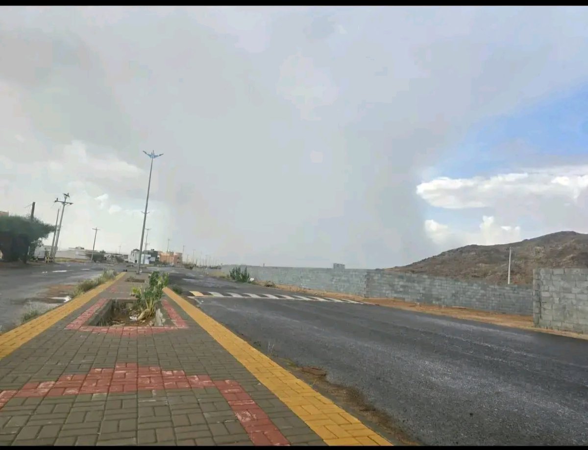<a href="/rasshd111/">راشد ال سليم</a> 
السحابه عالعريسه