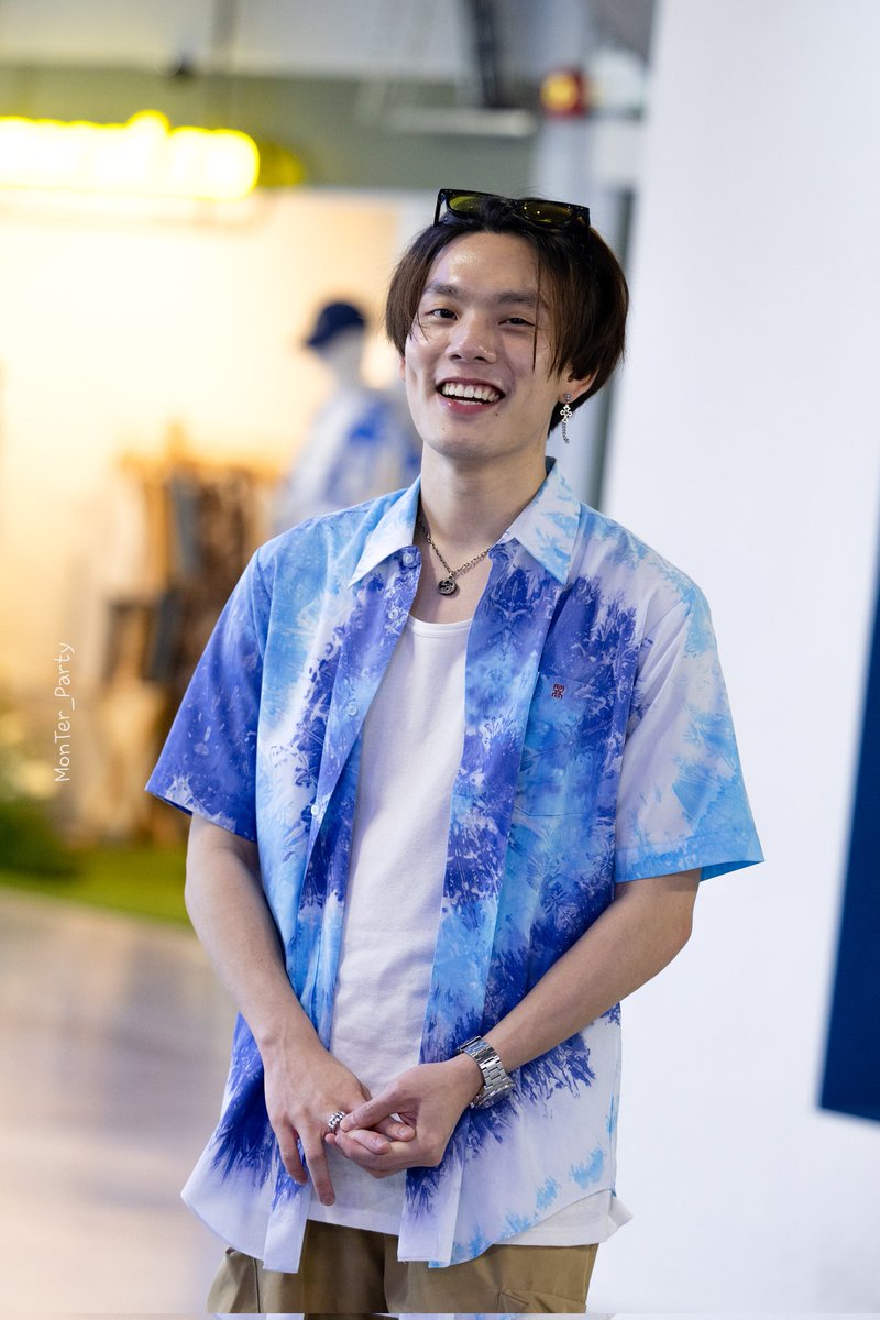 คิดถึงที่สุดเลย
#CTRPANUWAT
#loveismusicfoundationmusicshowcase1st