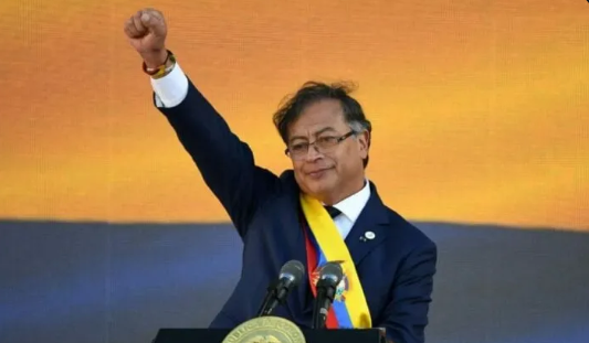 GermnAndrs92683's tweet photo. ¿Apoyaría la REELECCIÓN de Gustavo Petro?

Si=💀
JAMÁS= ❤️🔄