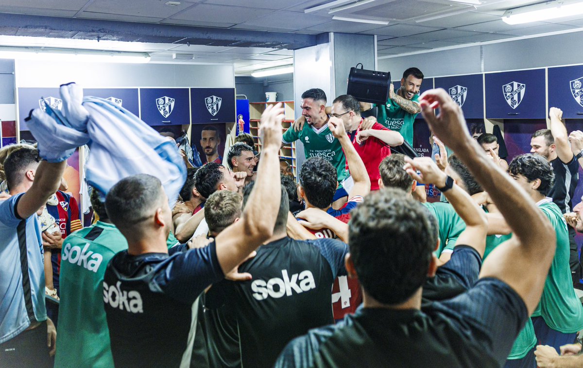 No había mejor final para acabar mi partido número 100 como azulgrana. ¡VAMOS! <a href="/sdhuesca/">SD Huesca</a> 💙❤️