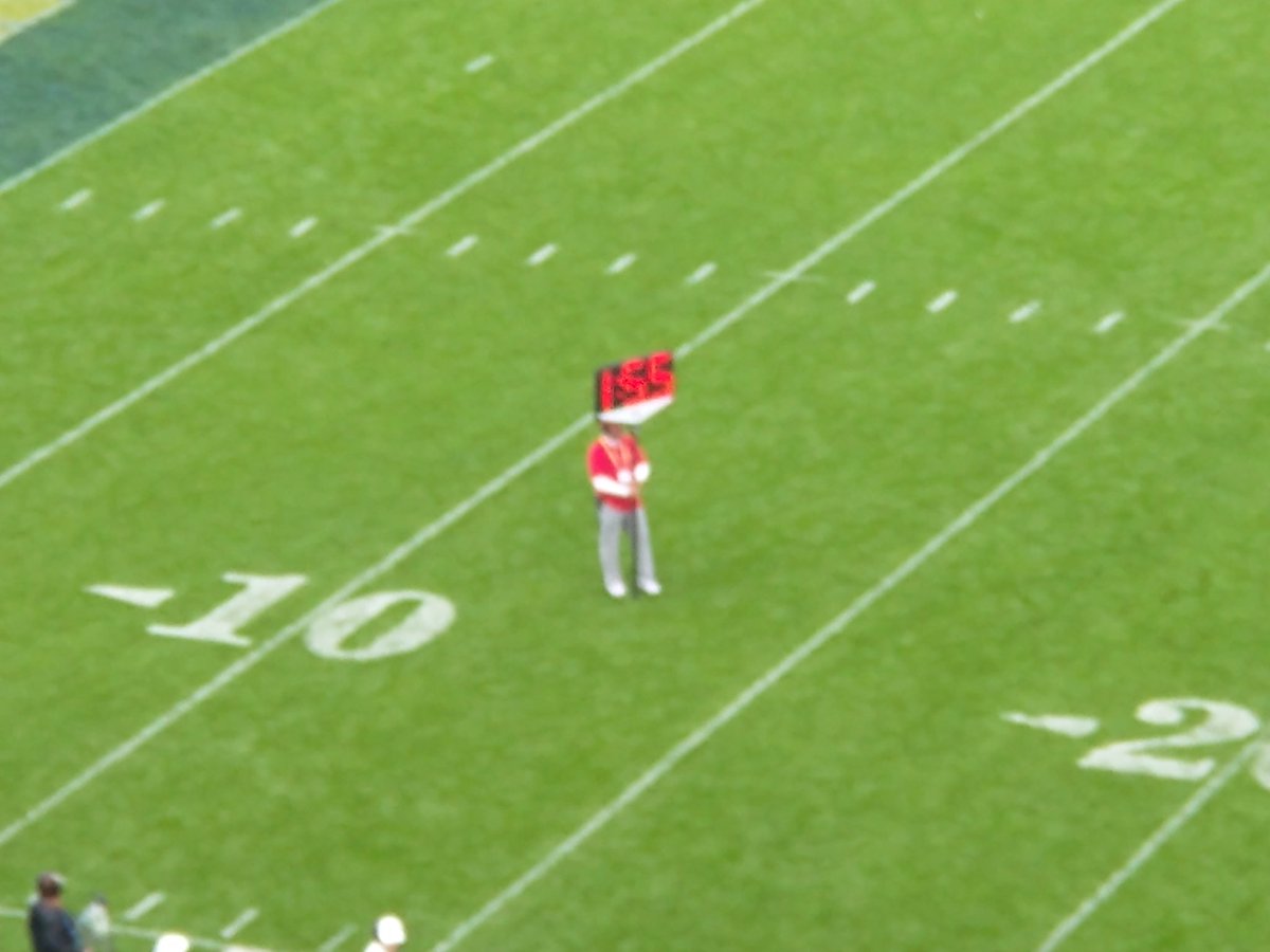 Carlsonsports's tweet photo. Tech decline a 3rd and 5 holding at the 33 and make the 4th down stop.
#WorldwideLeader cuts to commercial & there's a handheld yellow hat timer on the field. Will wonders never cease! @cfbireland https://t.co/AB549wp1h2