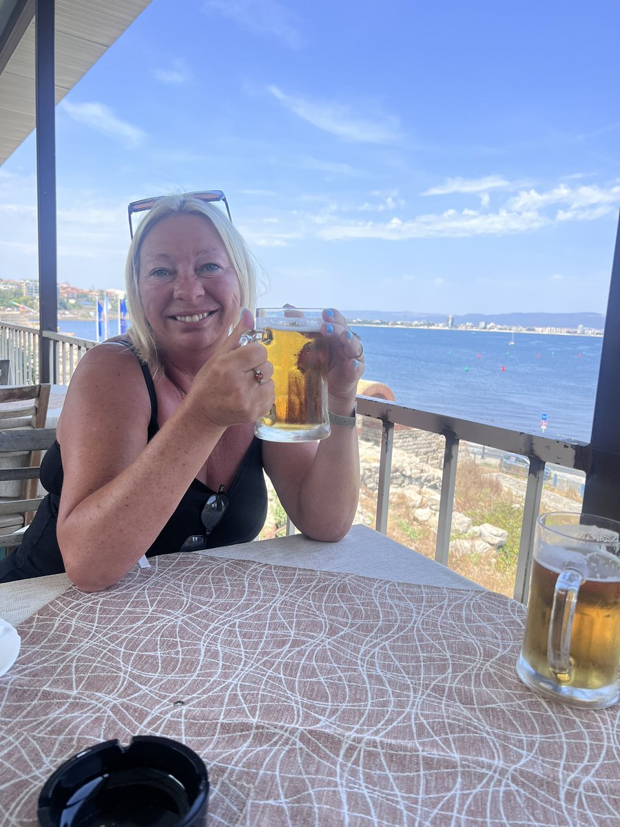 IanDBlades's tweet image. Oh well, the Black Sea has been amazing.
Early morning flight into #Teesside Airport- we all agree use it or lose it. Night all from Beautiful Bulgaria.