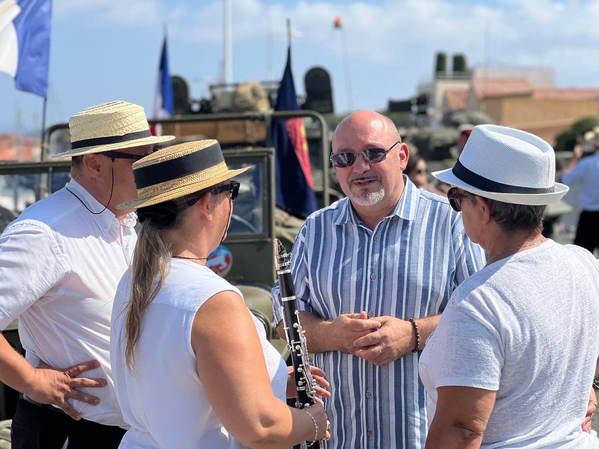 Boccaletti83's tweet photo. 🪖 Défilé militaire de l’Association Group Military Conservation La Seyne sur mer, accompagné en musique par La Six Fournaise - Philarmonie de #Sixfours, ce matin au #Brusc 🇫🇷 https://t.co/bwfWLzqhYS