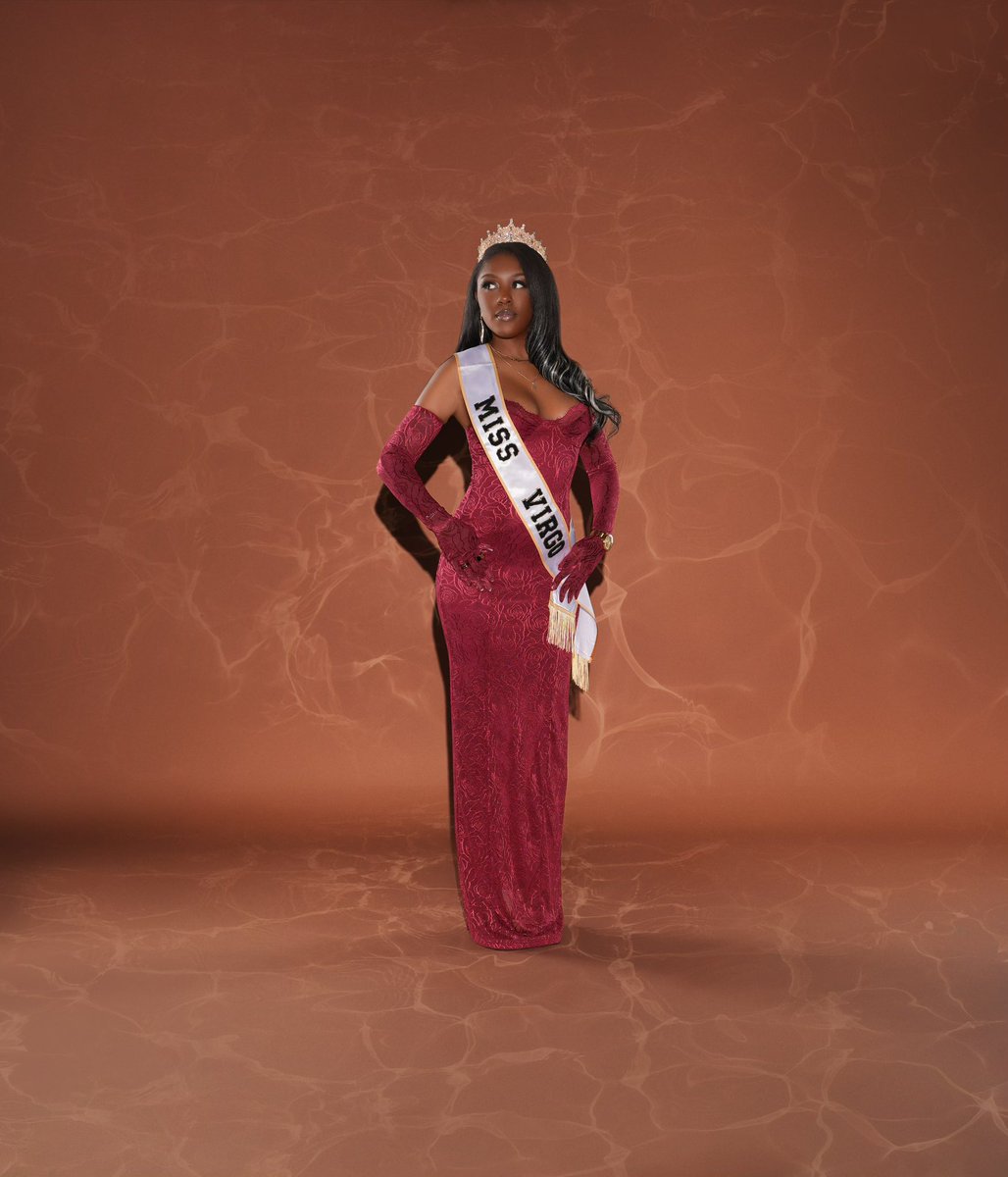 TeeThaTeacher's tweet photo. THEE Miss Virgo. 
Twenty8th edition. 👑
The prettiest girls have some of the toughest testimonies,
however Miss Virgo always overcomes her obstacles with grace and poise. ✨
God thank you for another year.
It’s officially Virgo Season 🥂
#virgoszn #twenty8 #missvirgo https://t.co/IEocbme7y9