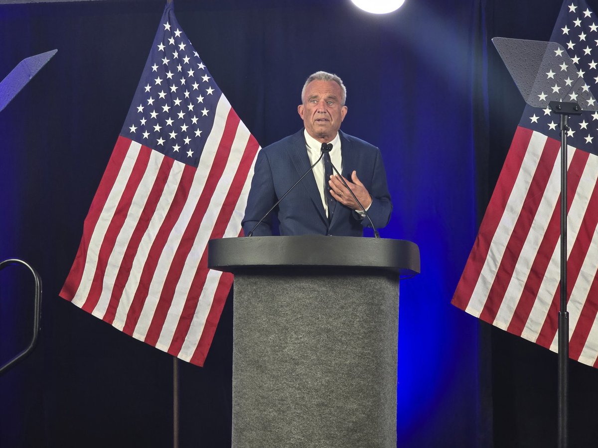 BowTiedLoon's tweet image. Your body fat percentage should be your tax rate.