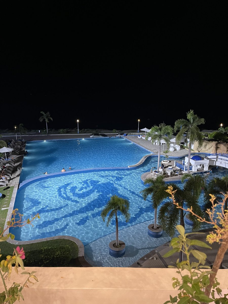 DeMesaJB's tweet photo. 📍thunderbird elyu https://t.co/5mCvCvlGwE