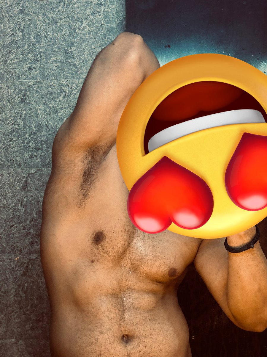 alexmcgregor07's tweet photo. Lick my armpits like a bitch!

#armpits #cashfigs #fingdom #cash #foryou #gay #money #cashfag https://t.co/Ql2vcc5ZyR