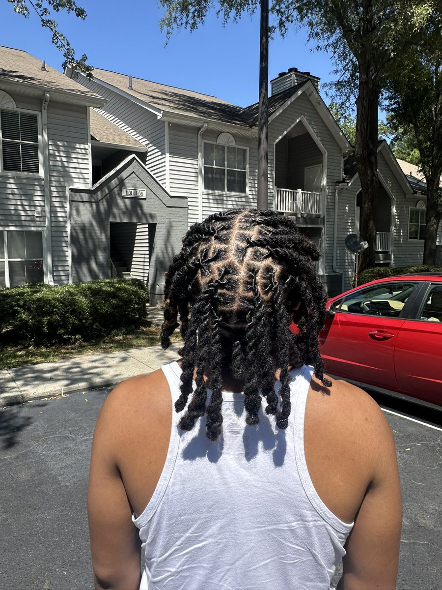 mrmillions2_'s tweet photo. I lied. I just needed a retwist. @0ghair works miracles 🙏🏾 https://t.co/bLVDXTQ9Kc