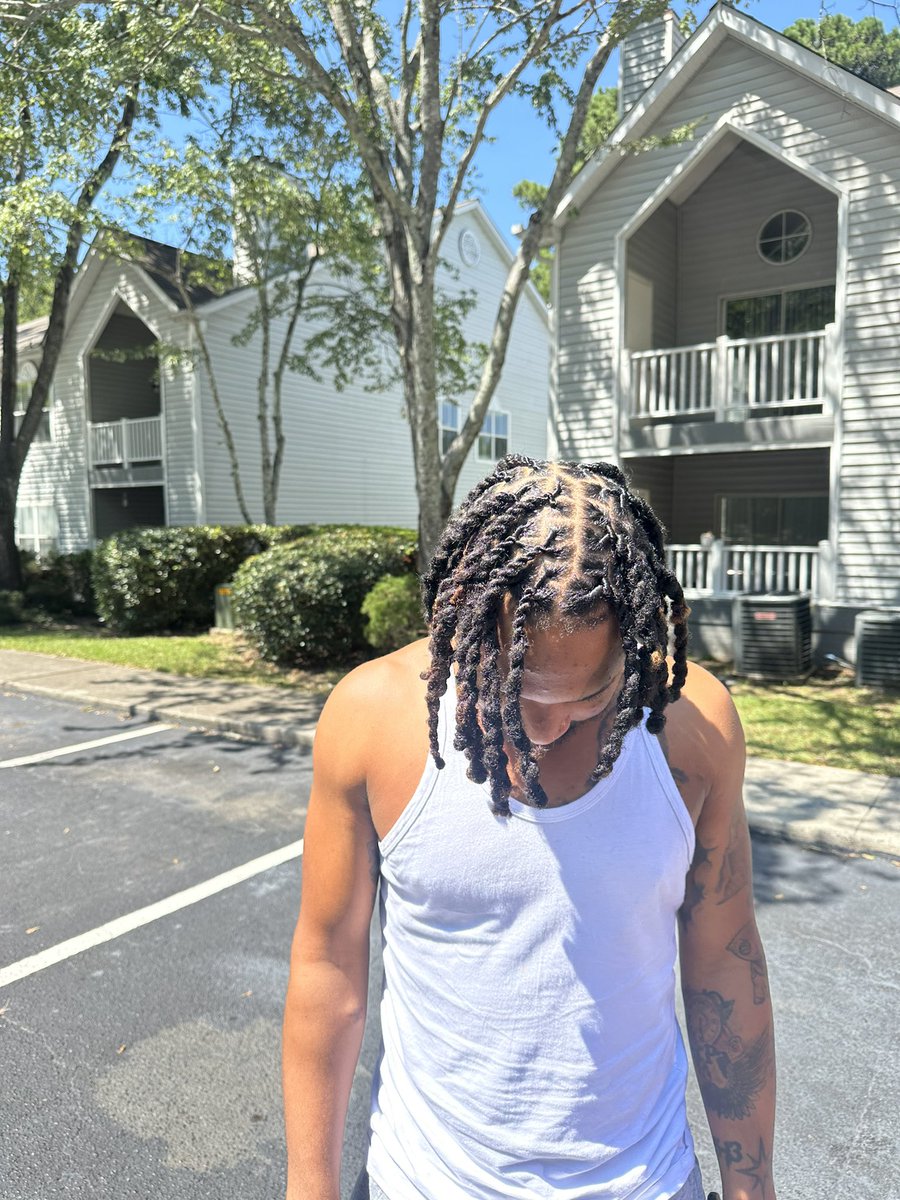 mrmillions2_'s tweet photo. I lied. I just needed a retwist. @0ghair works miracles 🙏🏾 https://t.co/bLVDXTQ9Kc