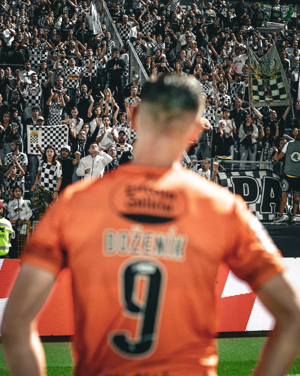 boavistaoficial's tweet photo. Vocรชs mereciam mais. ๐๐ฝ๐๐๐๐ผ๐ฟ๐ pelo apoio fantรกstico ๐ช๐
#FeitosDeXadrez #FCFBFC https://t.co/AWB3HZ44rr