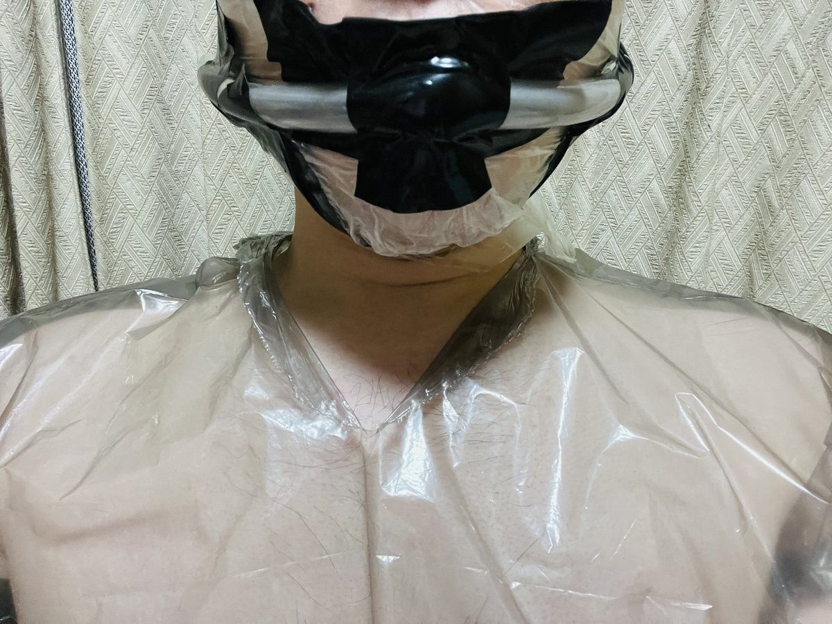 cicada3301_kig's tweet photo. 久々に着てる https://t.co/Yt3CIUKzbA