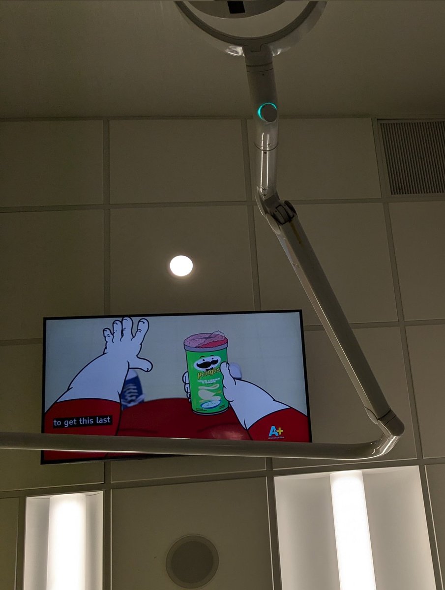 RustyShackle's tweet photo. And it got worse. They played @meatcanyon animations too. THEY PLAYED THE GODDAMN ZOOTOPIA FANFIC ANIMATION AT THE DENTIST https://t.co/AwvZrOMO99
