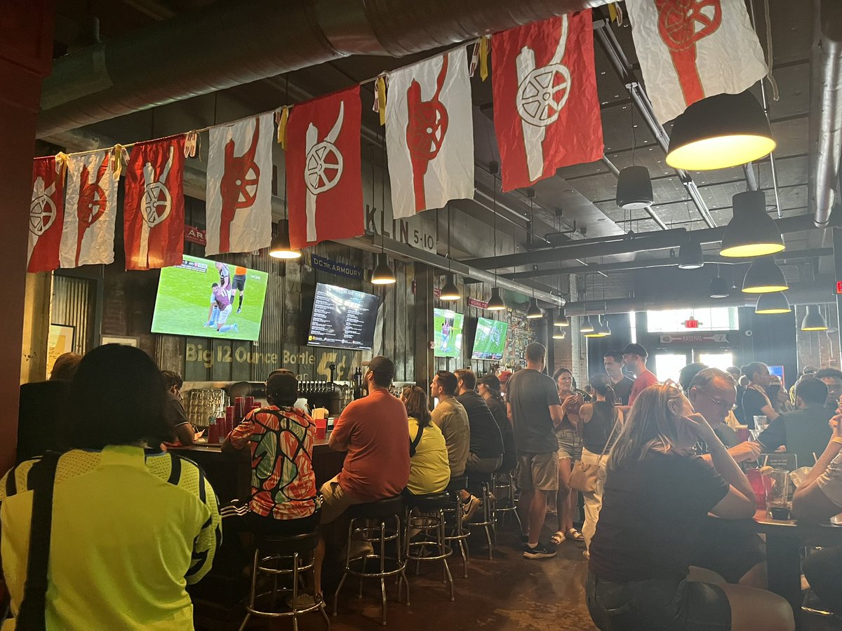 Love. To. See. It! <a href="/FranklinHallDC/">Franklin Hall🍺🥨🍗</a> is full of Gooners today. 
#DCGooners
#AVLARS
