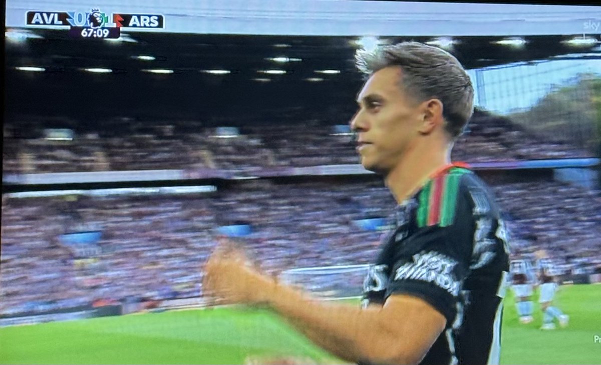 Piers Morgan tweet media