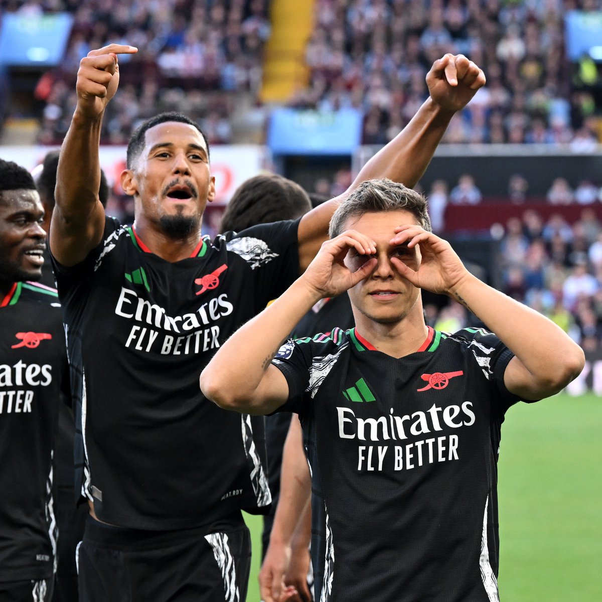 Saliba pushing Trossard to do the celebration 😍

Need a hype man like him 

#AVLARS | <a href="/Arsenal/">Arsenal</a>