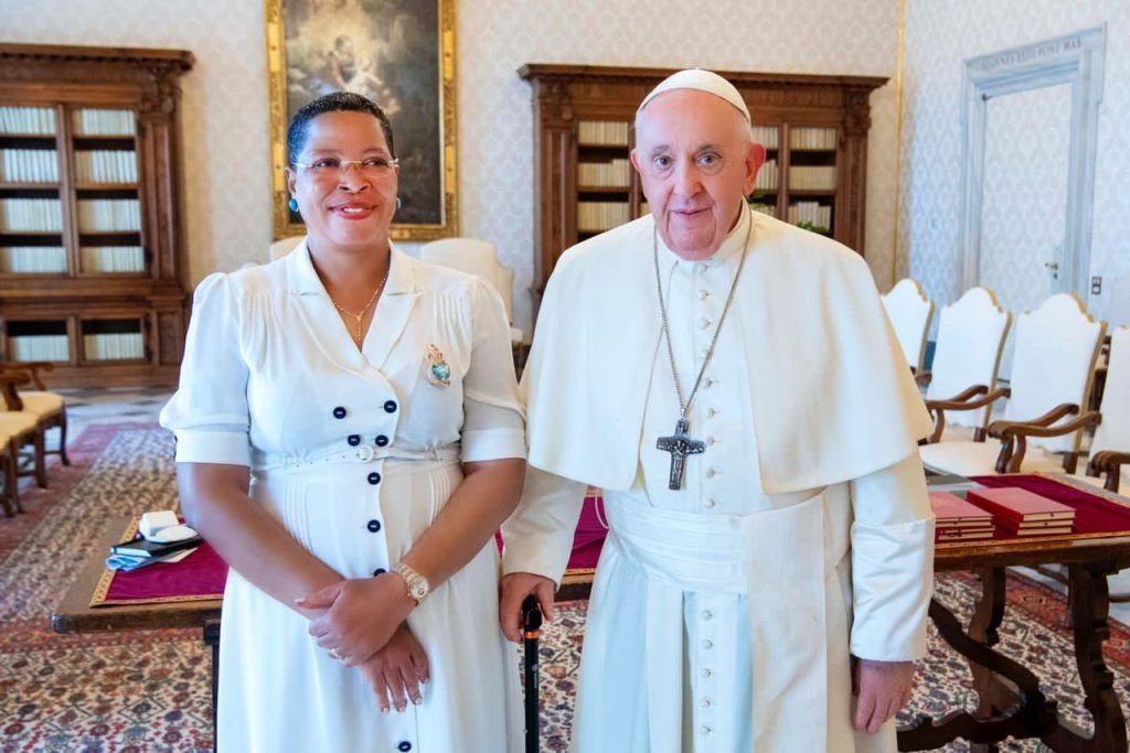 The African Culture Defender, Rt. Hon. <a href="/AnitahAmong/">Anita Annet Among</a> meets the head of the Catholic Church, who is also the sovereign of the Vatican City State.
<a href="/Parliament_Ug/">Parliament of Uganda</a> 
<a href="/MzeeKayiira/">Anita Among's finest.</a> 
<a href="/pwatchug/">Parliament Watch</a>