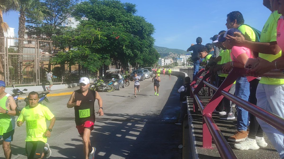 Corredorssp's tweet photo. 10 carrera del servidor público. En 3/lugar en los 5km. #SSPGRO #guerrerosindestructibles #SecretariaDeGobierno @BLANCH_STELA @ChicaRun1 @ComuniRunners @CorroAMiPaso @ESPNRun @EntreRunners @ManicomioRunner @RunMX @KatyRunner9 @guerrero_sgg https://t.co/ZawZQsSg3u