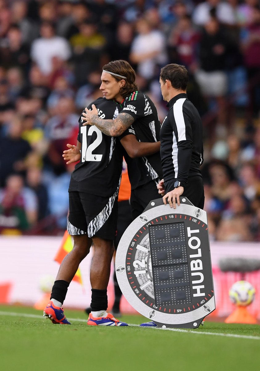 premierleague's tweet photo. Riccardo Calafiori's Premier League career has lift-off 🚀

#TheKickOff | #AVLARS https://t.co/kIDsROZOdY