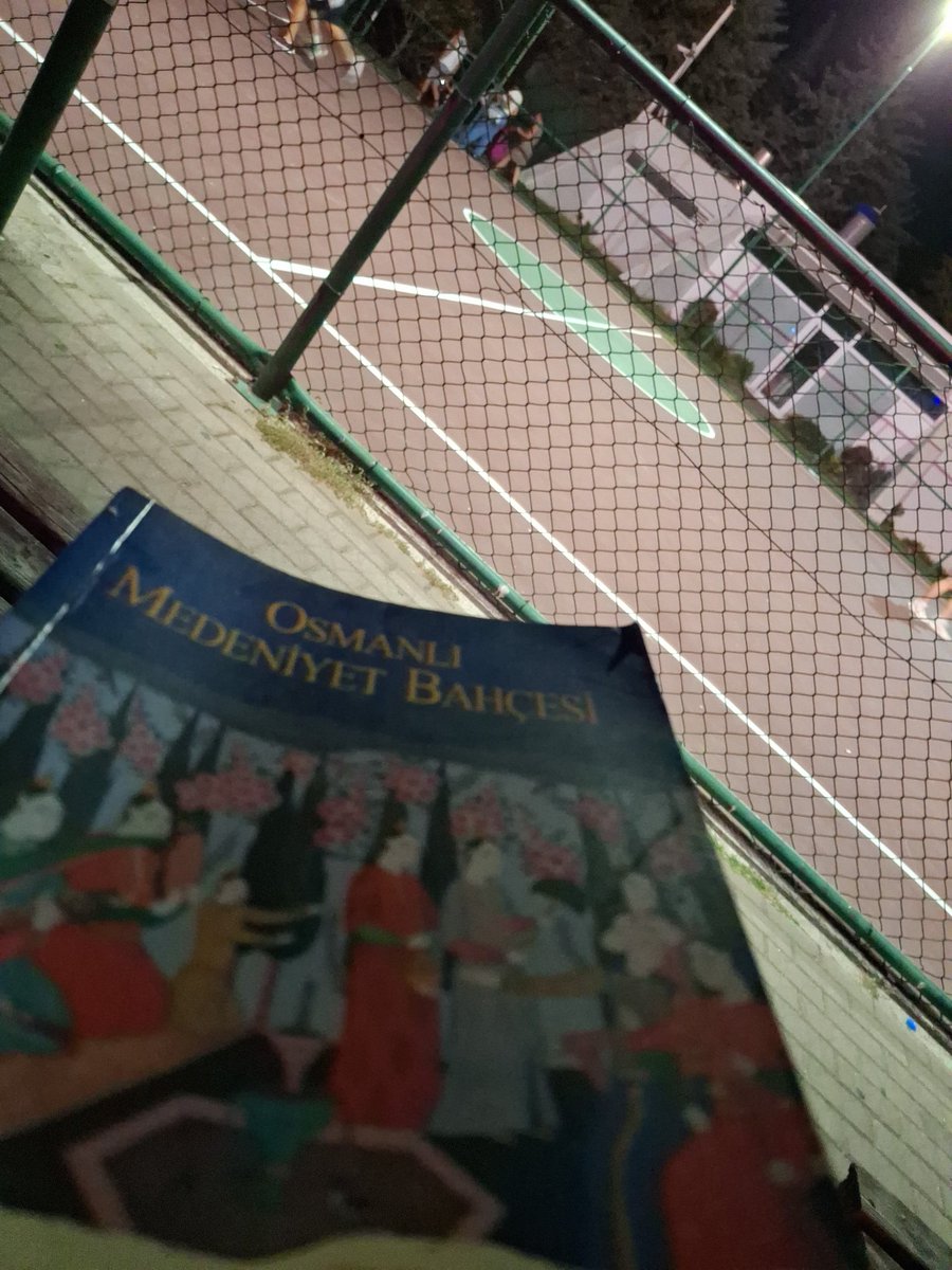 bluish_08's tweet photo. Ve yeni bir sayfa açılıyor gönlüme.. Hadi başlayalım #books #Osmanlımedeniyet #tarih https://t.co/LEoZv9l5tl