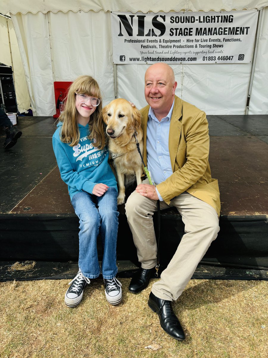 ChipBEblog's tweet image. Honoured to have received the Trailblazer award today for my work on Organ Donation in the community @TorbaySDevonNHS . Presented by @stevedarling and gorgeous @rthonjennie Thanks so much @TorbayCDT