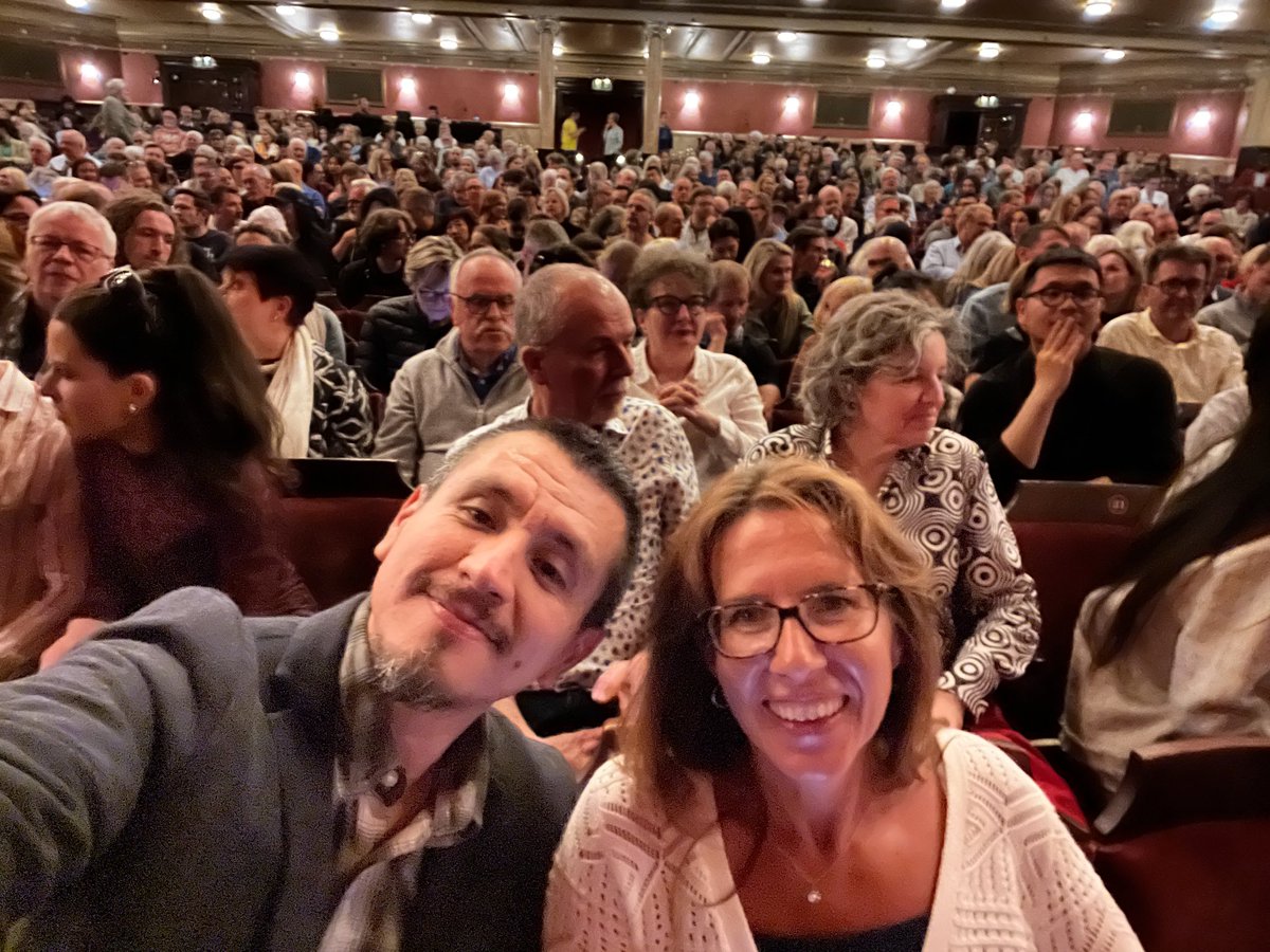 lamorantesa's tweet photo. About to see Assembly Hall by Crystal Pyte ⁦with the fabulous ⁦@lisafernandes_⁩ @edintfest⁩ - we ran here https://t.co/pzW51KYZg7