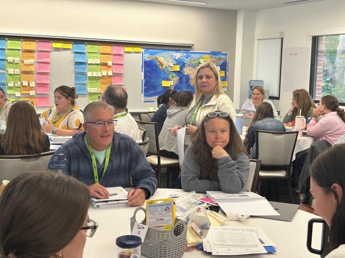 OSEMassCom's tweet image. And just like that, August PL came and went. Nearly 120 MA educators gathered to learn more #OpenSciEd. Some stayed 2 days, while others launched for 4 days. Thank you to @NSTA and @one8alhub for partnering with us. We are so excited for school to begin!