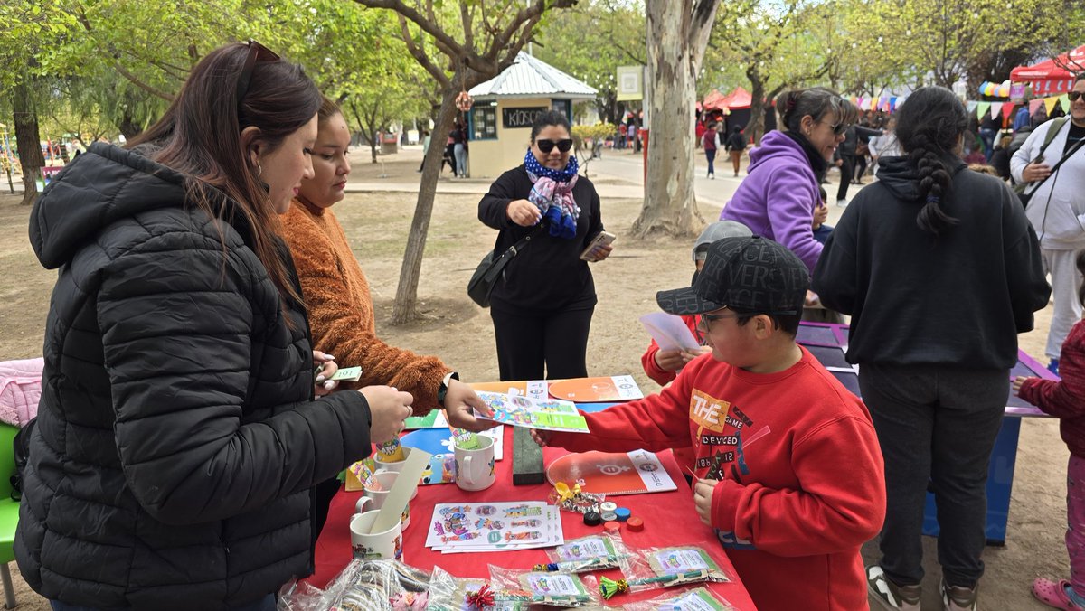 IRSLaRioja's tweet photo. ¡Comenzó #Festipeques en Parque Oeste! ♥️♻️✨️
Vení a jugar y conocer sobre los Objetivos de Desarrollo Sostenible. 💜🧡🩵💙🩷
✅️ Hasta las 18hs, Parque Yacampis. https://t.co/Rq7fQdxnX9