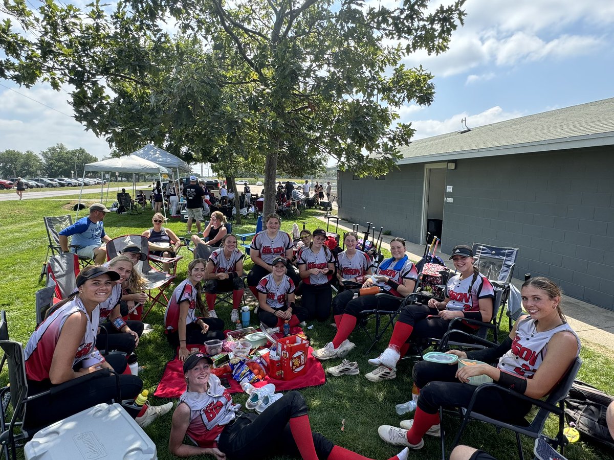 McCook Bison Softball (@mcbisonsoftball) on Twitter photo Battled the heat and a very tough St. Paul team in game 2. Came out on top 4-2! <a href="/Brileymorgan_10/">Briley Morgan</a> gets the win in the ⭕️
<a href="/paige_bortner15/">Paige Bortner</a> and <a href="/MaliaHilker/">Malia Hilker</a> both went 2-2 that game with Malia driving in 2 runs!
Championship game @ 4:00 Battled the heat and a very tough St. Paul team in game 2. Came out on top 4-2! <a href="/Brileymorgan_10/">Briley Morgan</a> gets the win in the ⭕️
<a href="/paige_bortner15/">Paige Bortner</a> and <a href="/MaliaHilker/">Malia Hilker</a> both went 2-2 that game with Malia driving in 2 runs!
Championship game @ 4:00