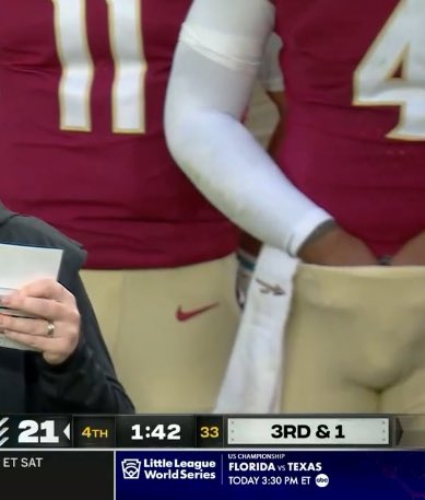 Game on the line and this nigga is gooning