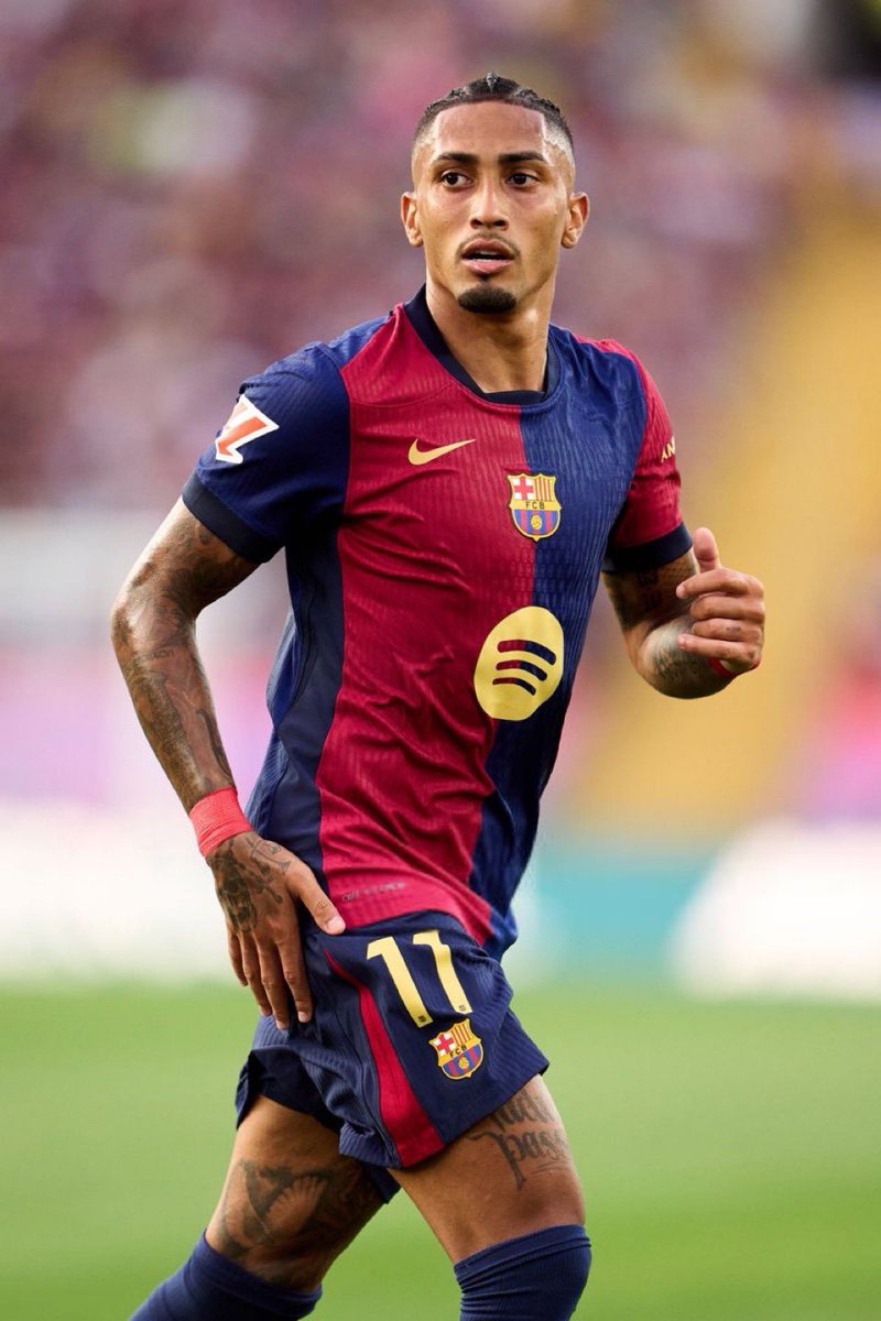 VisionBlaugrana's tweet photo. Très grand joueur 🇧🇷✨ https://t.co/DOiEyXQ5u4