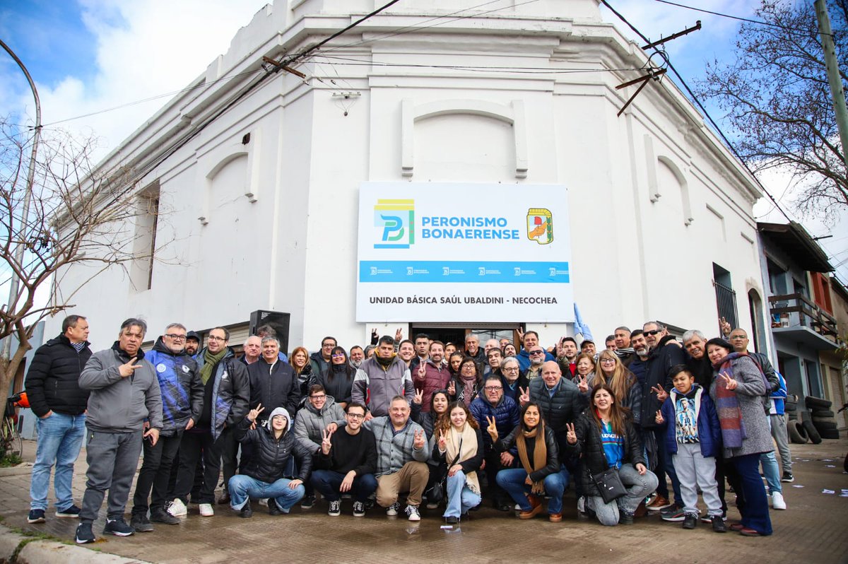 Inauguración de la UB Saúl Ubaldini de Peronismo Bonaerense en la ciudad de Necochea junto a <a href="/jorgeferraresi/">Jorge Ferraresi</a> 👈🏼 Agradezco la invitación y felicito a los compañeros por contribuir a la reconstrucción del movimiento desde la quinta sección 🇦🇷