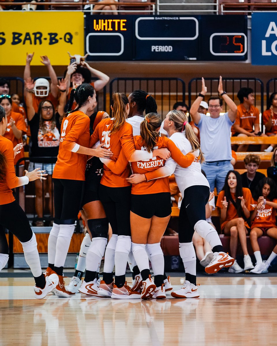 Texas Volleyball tweet media