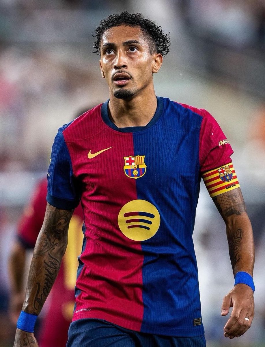VisionBlaugrana's tweet photo. 🚨🗣️ Hansi Flick : "Raphinha peut jouer à n'importe quel poste de l'attaque. C'est incroyable pour nous d'avoir un joueur comme lui." https://t.co/kzFH0LMFeg