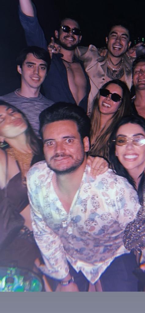 DianaLuzVa's tweet image. JOSÉ BERNARDO MAYRÉN GARCÍA es REGIDOR ELECTO por el @partidoverdemex con @raychagoya @noejaracruz y está denunciado por ser un AGRESOR de #mujeres. Acosa y amenaza a su exnovia, quien tuvo que huir de #Oaxaca ante el riesgo de ser violentada. Abro hilo...