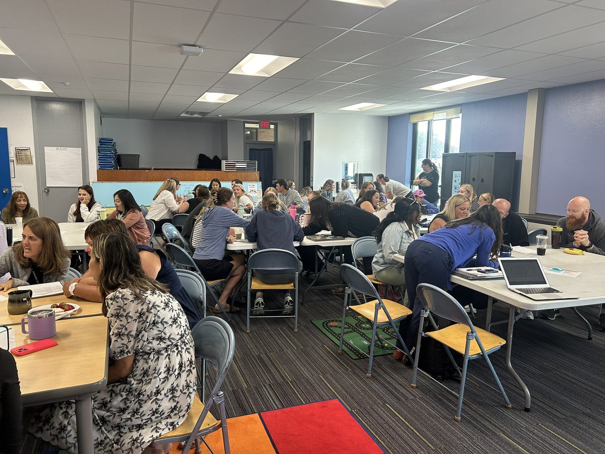 It’s was great having the staff back in the building this week. Great energy and vibes. Only 10 days until the first day of school. #Eisenhower #impact #SOAR