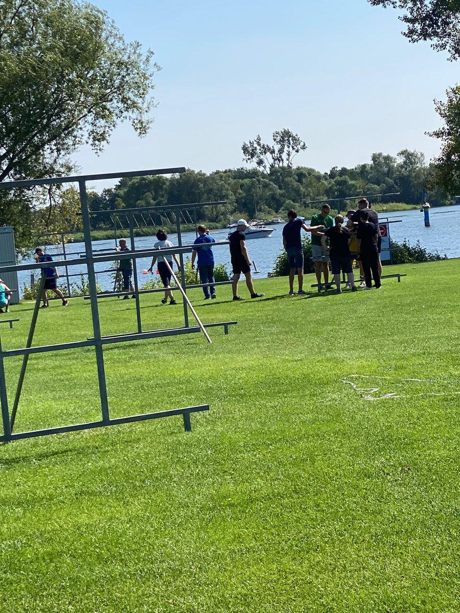 wrmr2024's tweet photo. At 31 degrees in the sun, Day 1 of the setup has begun. Boat Park A is already set up. We were super fast. Don’t you think? Take a look at the video. @WorldRowing https://t.co/96DSjJk0bl