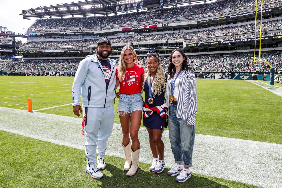 Philadelphia Eagles (@eagles) on Twitter photo Things oui love to see ๐บ๐ธ
Welcome @teamUSA Olympians <a href="/Curt_Thompson_/">Curtis Thompson, OLY</a>, <a href="/allieOcho/">Allie Wilson</a>, <a href="/arianaramsey_/">Ariana Ramsey</a>, and Maia Weintraub! Things oui love to see ๐บ๐ธ
Welcome @teamUSA Olympians <a href="/Curt_Thompson_/">Curtis Thompson, OLY</a>, <a href="/allieOcho/">Allie Wilson</a>, <a href="/arianaramsey_/">Ariana Ramsey</a>, and Maia Weintraub!