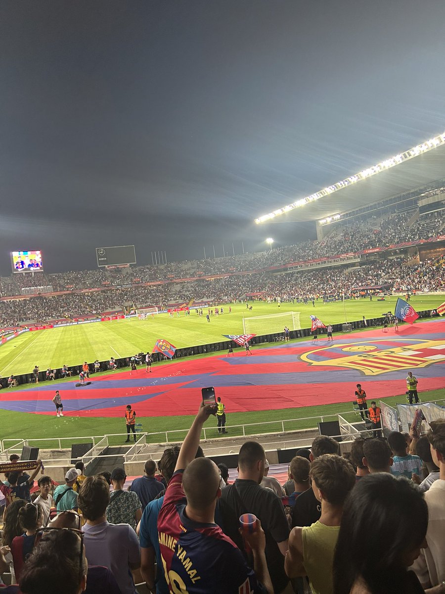 MS_Daoudbourma's tweet photo. What a night 🔥 🔵🔴
Força Barca https://t.co/1ggI59KQkM