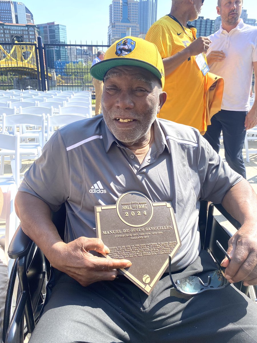 DannyT21's tweet photo. 2024 INDUCTION: Congratulations 2024 #Pirates Hall of Famer Manuel De Jesus Sanguillén - Felicidades “Sangy” y Que Dios Te Bendiga #RaiseIt #LetsGoBucs https://t.co/RHlCxU0gxT