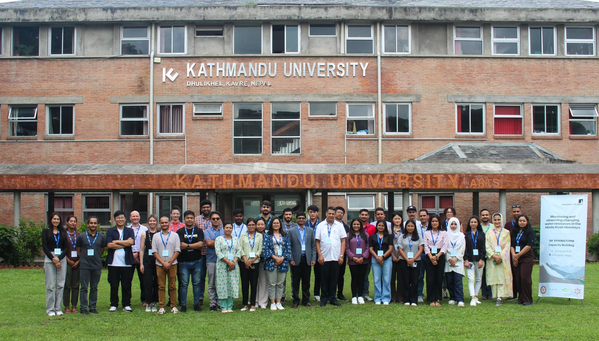 Muzammilsheen's tweet photo. Completed a 5-day ISF Capacity Building Workshop.. A big thanks to University of Leeds, KU, TU, ICIMOD and CSN. Especially to these mentors @DuncanQuincey @alex_scoffield @Lauren_Rawlins1 @LiamTaylorIce @MohanBChand https://t.co/57Cphbqclh