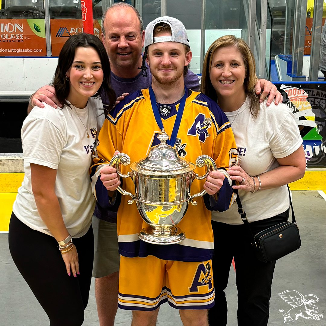 Congratulations to #Griffs Jaxon Fridge and Jordan Reed on helping the <a href="/JuniorAdanacs/">Coquitlam Jr Adanacs</a> claim the 2024 <a href="/TheMintoCup/">The Minto Cup</a>  title on Friday!