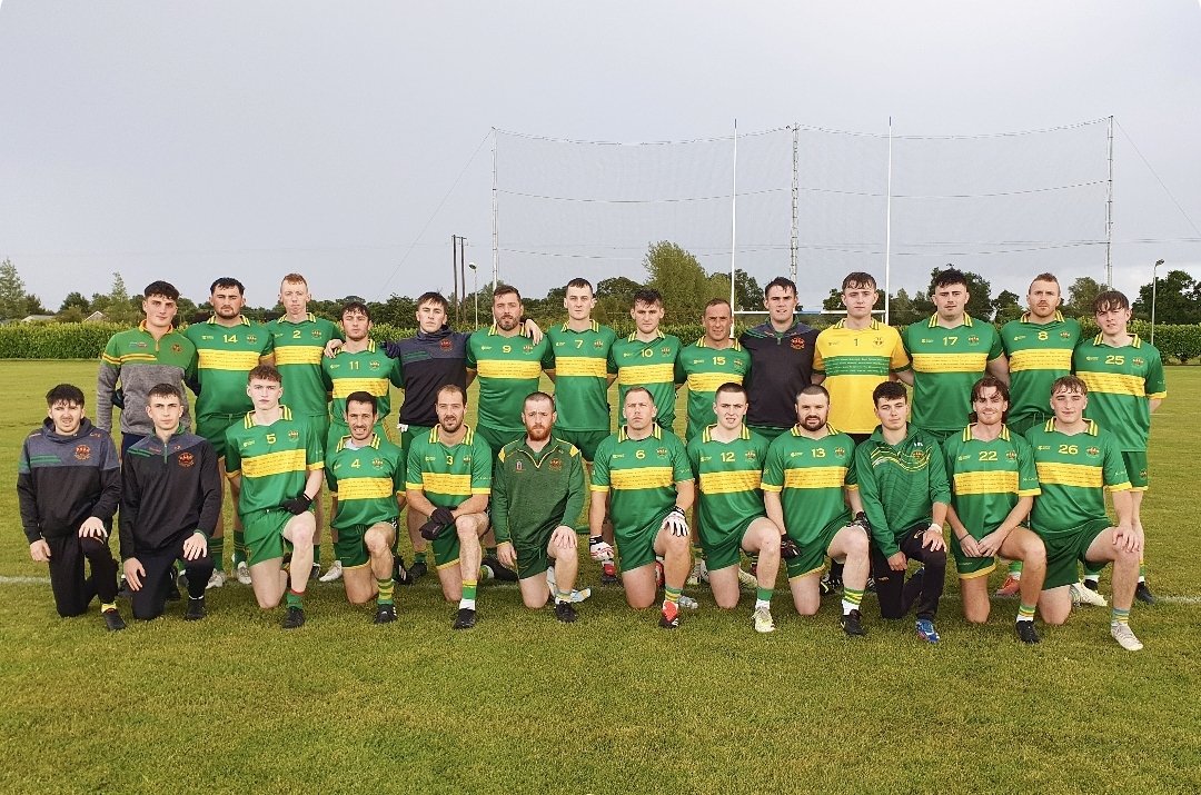 FightingCocksGF's tweet photo. Full Time in Tinryland
Junior A Championship Rd1
@TinrylandGfc 0:08
Fighting Cocks 2:11
#whileiliveillcrow #rathoe
@Carlow_GAA @TheLeftWingBack @scorelinesport @Natsport https://t.co/oVFLhI3qSe