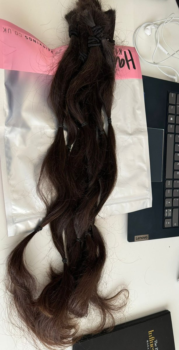 tettenhallfc's tweet photo. 💇‍♂️ ✂️ 

A moment for our club secretary Matthew Potts who’s been growing his hair to donate to Little Princess Trust.

An amazing effort from our main man. Well don’t Pottsy 👏 

Link below to donate to this fabulous cause! https://t.co/CPvW6qEusL https://t.co/7Z904KAmRr