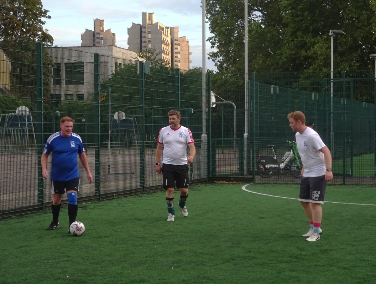 Dickie Dogs FC tweet media