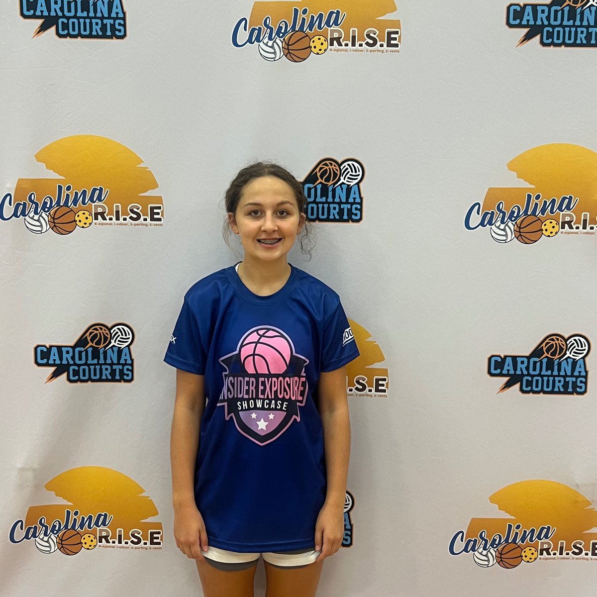 CoachTomerlin's tweet photo. Game 5 Standouts (Huge Performances) 

Team Blue:
Kenady Deal - 28 points @kdballer10 

Team Black: 
Olive Bigham - 30 points, 10 rebounds @OliveBigham 

@IE_Showcase_ @_BlakeDerrick @InsiderExposure

#RISEReport #IEShowcase