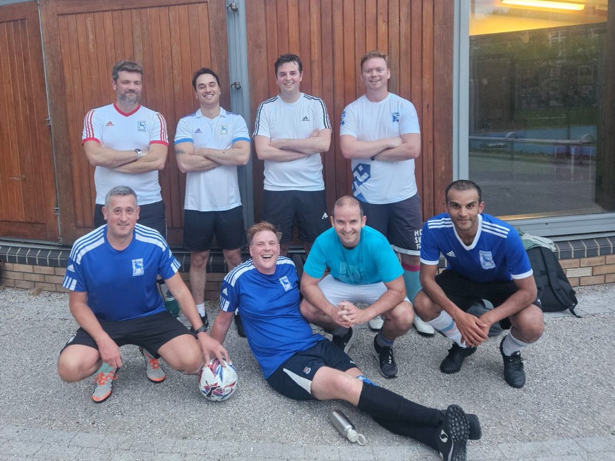 Dickie Dogs FC tweet media
