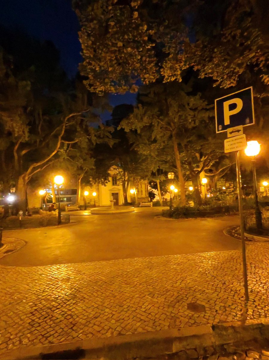 PaulSkallas's tweet photo. What's nice about Lisbon is they haven't switched to those bright white LED street lights yet. It's a city coated in orange. https://t.co/IaqwZepZqV