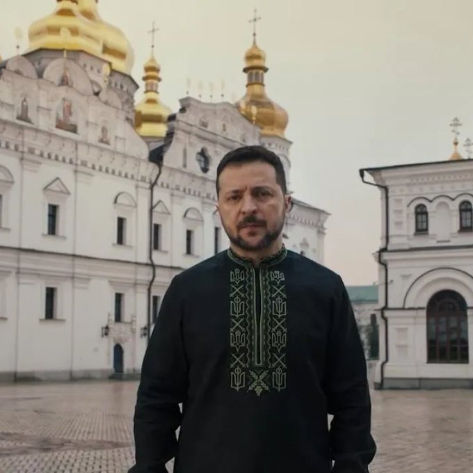 Zelenski ha "Prohibido" la religi&oacute;n Ortodoxa en Ucrania. La realidad es qu&eacute; ha pedido a la instituci&oacute;n<a href="/tag/pt"class="tags"><span>#pt</span></a><a href="/tag/morena"class="tags"><span>#morena</span></a><a href="/tag/noro%C3%B1a"class="tags"><span>#noro&ntilde;a</span></a>