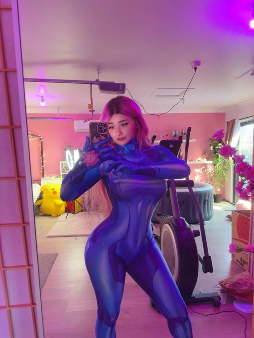 Watch Gracie Waifu 🔞🐇's leaked NSFW photo on TwXstars